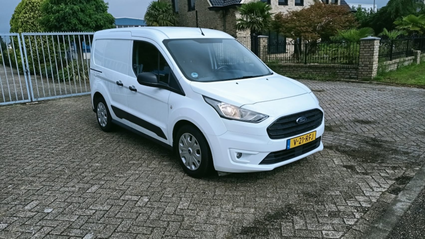 Ford Transit Connect - 1.0 EB L1 Trend - AutoWereld.nl