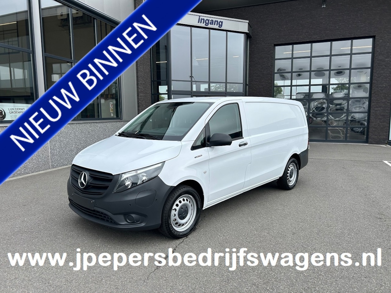 Mercedes-Benz eVito - 112 L2 60 kWh / Snel laden 80kw / Camera / Parkeersensoren / Airco / Cruise control / Carp - AutoWereld.nl