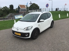 Volkswagen Up! - 1.0 take up BlueMotion Bj2012/verlaagd/parkeersensoren/apk tot april 2027