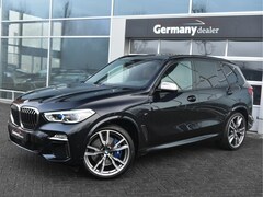 BMW X5 - M50d M-Sportpakket Grijs-kenteken Laser-LED H&K Pano Head-Up Swarovski 22-Inch Ex.BTW
