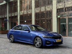 BMW 3-serie - 318i Business Edition Plus - M sport / Dealer oh