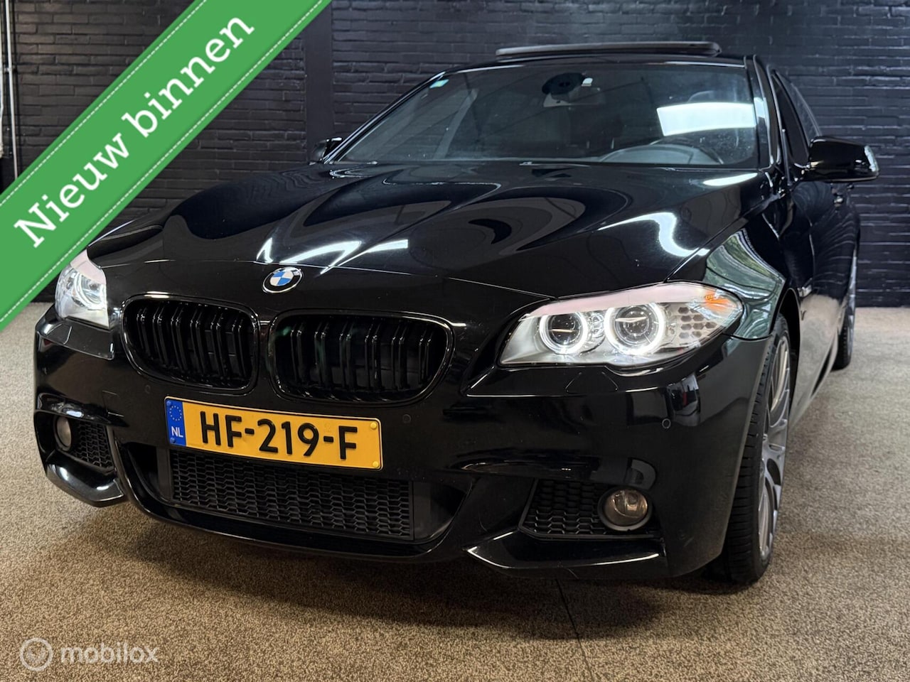 BMW 5-serie Touring - 530i High Executive M PAKKET PANO LEDER - AutoWereld.nl