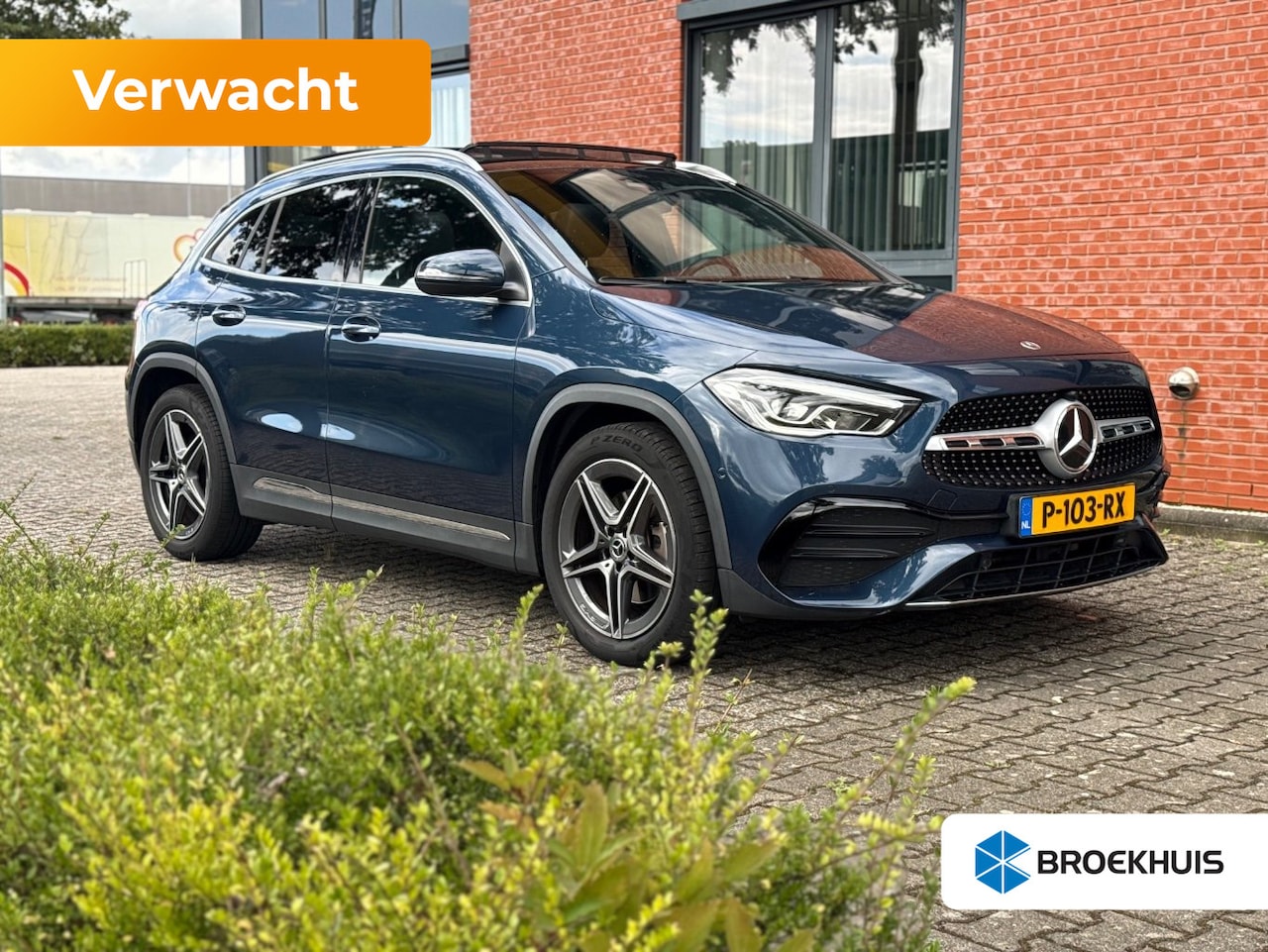 Mercedes-Benz GLA-Klasse - 250 4MATIC AMG Line l Pano Dak l Leder/Alcantara l Trekhaak l Dodehoek Detectie l AMG l Sf - AutoWereld.nl