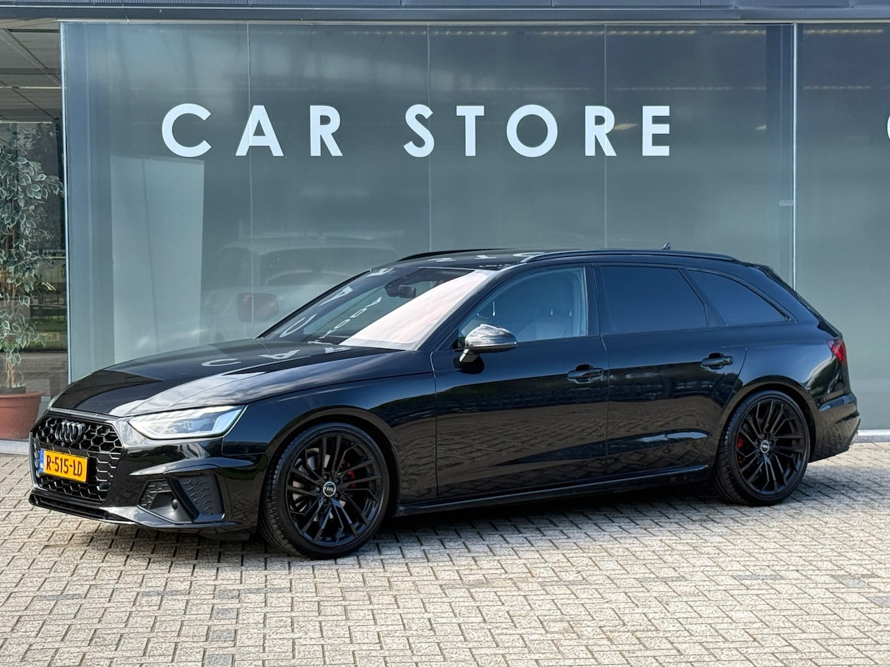 Audi A4 Avant - 35 TFSI S-Line Sportstoelen|Matrix|Carplay|B&O|ACC - AutoWereld.nl