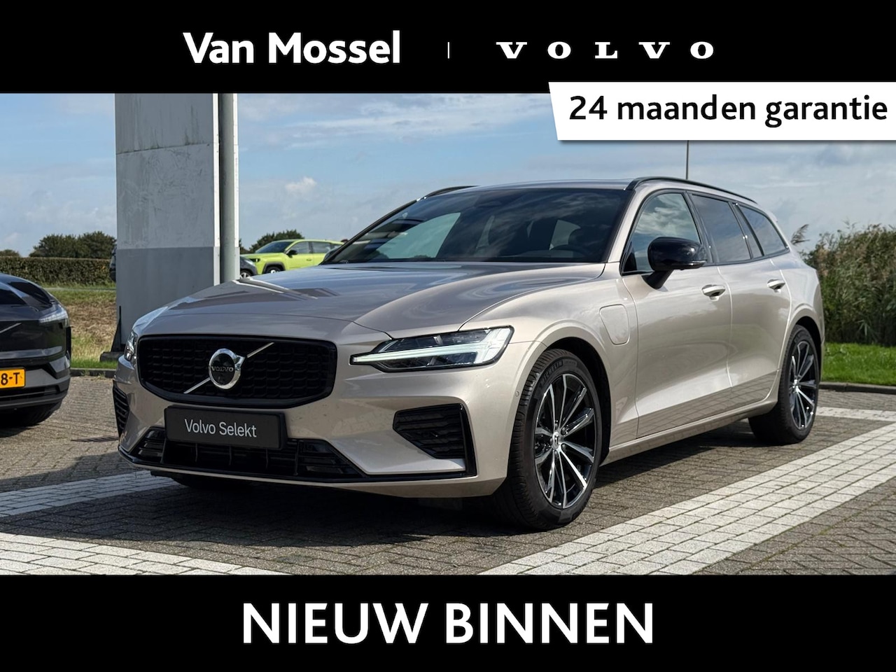 Volvo V60 - T8 Plug-in hybrid AWD Plus Dark | Panoramadak | Trekhaak | T8 Performance Edition | 60 Gra - AutoWereld.nl