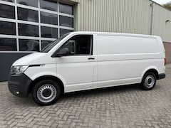 Volkswagen Transporter - 2.0 TDI 150pk DSG L2H1 Airco, Cruise, Navi, Pdc