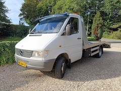 Mercedes-Benz Sprinter - 412 D lang UNIEKE Oprijwagen Automaat | 168.000 km | Historie Airport Ground Support | Luchtvering |