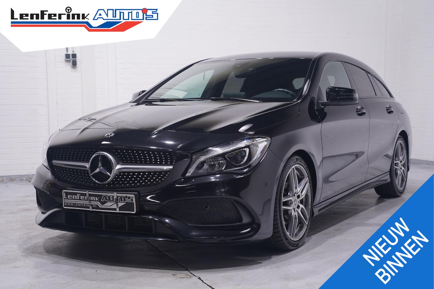 Mercedes-Benz CLA-klasse Shooting Brake - 180 Business Solution AMG NL-auto NAP navigatie half lederen sportstoelen 18"-lmv apple-ca - AutoWereld.nl