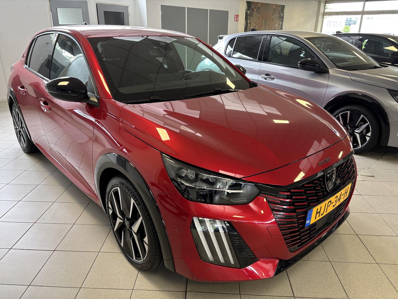 Peugeot 208 - 1.2 Hybrid 136 e-DCS6 GT - AutoWereld.nl