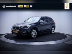 BMW X1 - 20iA High Executive FULL LED | HEAD UP | LEDER | NAVI | STOELVERW | AFN TREKHAAK | PDC V+A