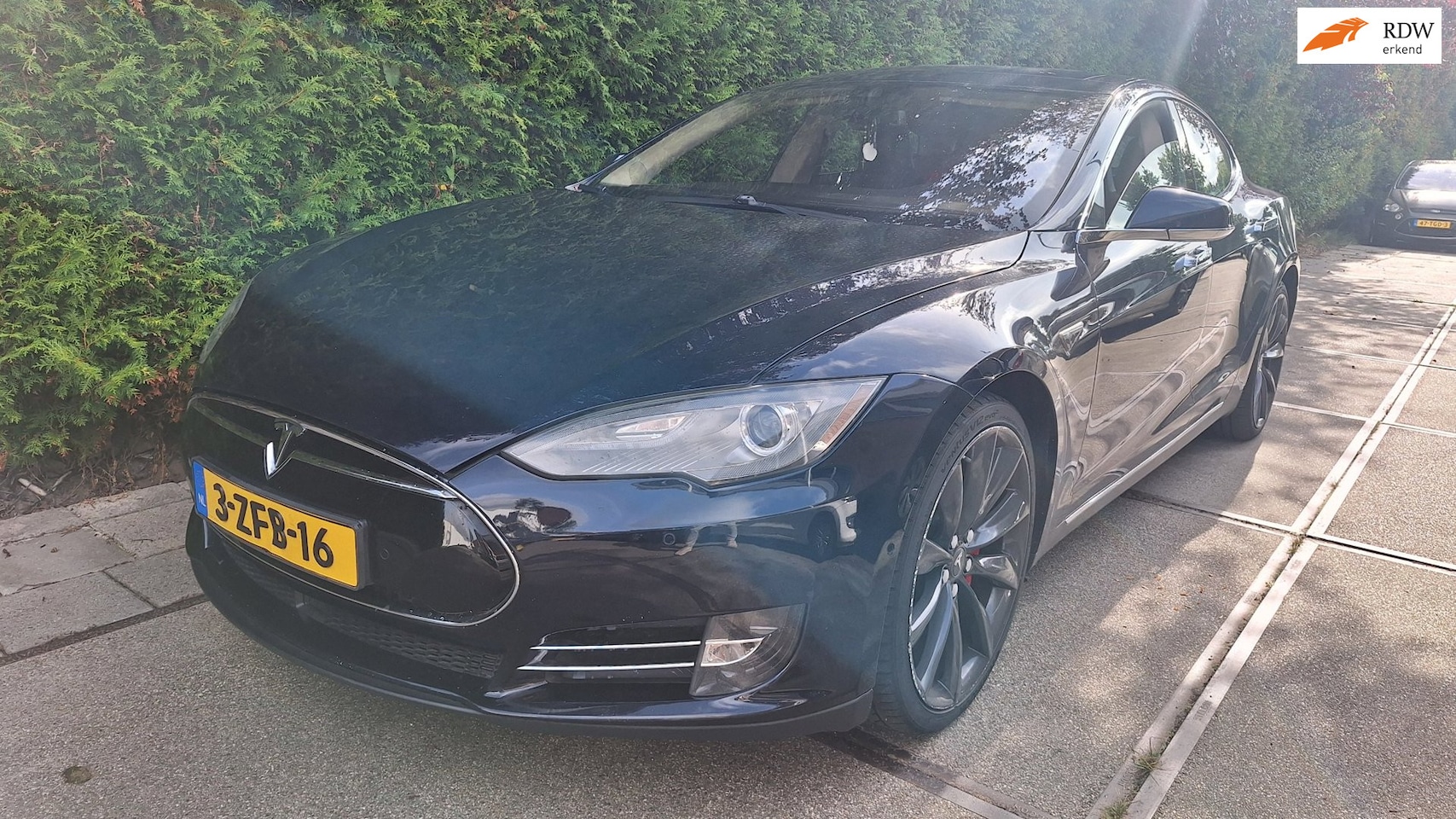 Tesla Model S - 85 Performance Free supercharge Levenslang - AutoWereld.nl