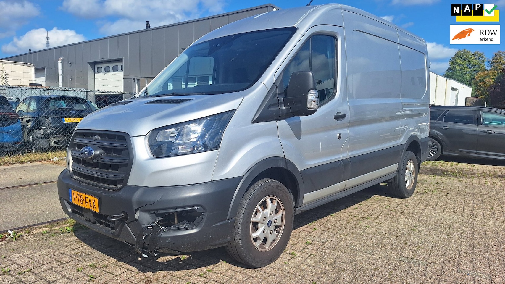 Ford Transit - 350 2.0 TDCI L2H2 Trend 350 2.0 TDCI L2H2 Trend (start niet defect!) - AutoWereld.nl