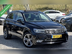Volkswagen Tiguan - 1.4 TSI Comfortline Busines R Line