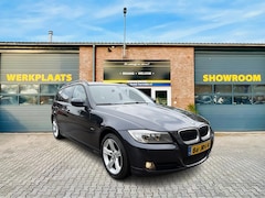 BMW 3-serie Touring - 320i *NL-Auto*Trekhaak*Nwe A.P.K