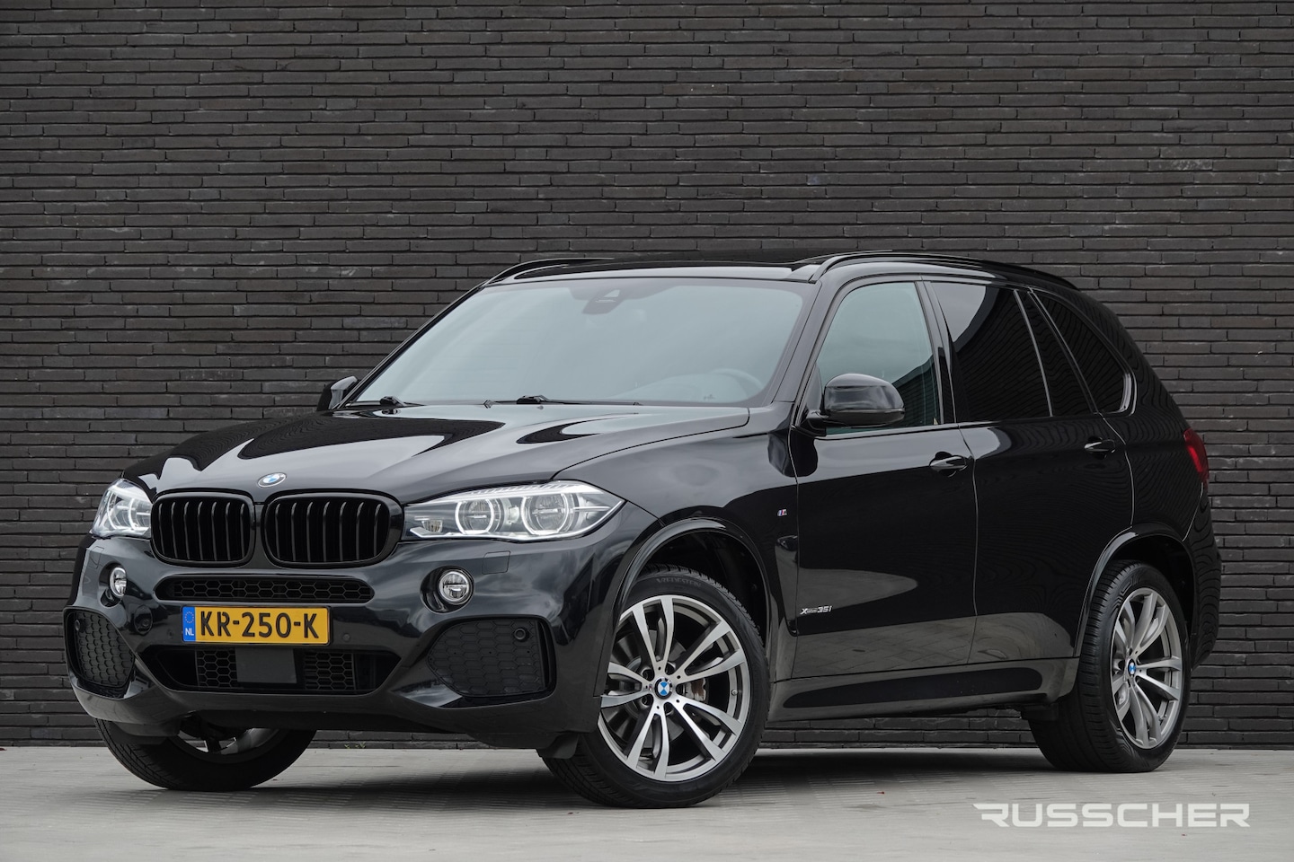 BMW X5 - xDrive35i 306Pk Aut. | High Executive | Shadow Line | Head-Up Display | Achteruitrijcamera - AutoWereld.nl