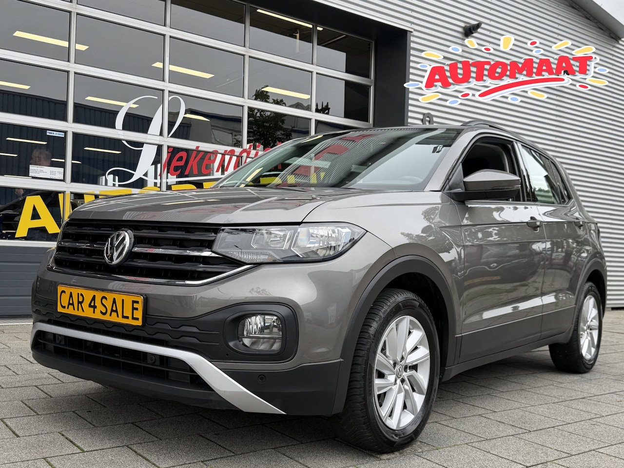 Volkswagen T-Cross - 1.0 TSI Life - AUTOMAAT I Apple CarPlay / Navigatie I Airco I Sport velgen I LED I PDC I D - AutoWereld.nl