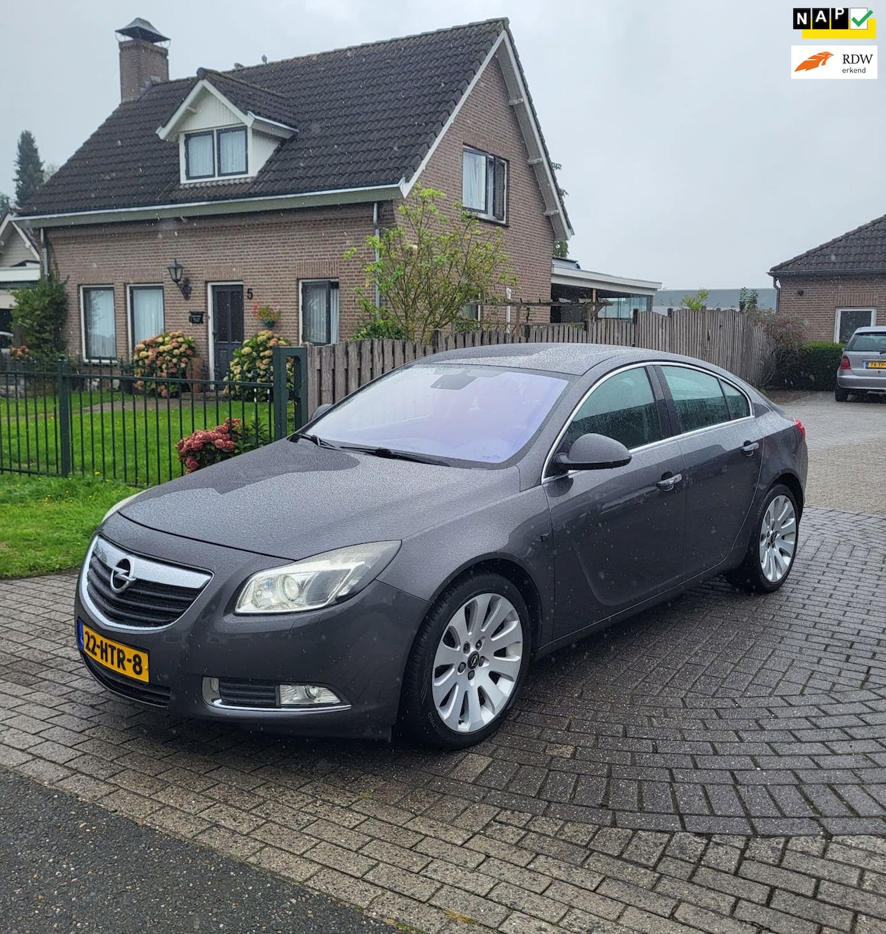 Opel Insignia - 2.0 T Cosmo 2.0T Cosmo, CruisC, Trekhaak, Top onderhouden! - AutoWereld.nl