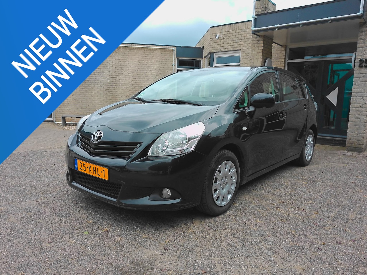 Toyota Verso - 1.8 VVT-i Aspiration EERSTE EIGENAAR|PDC|TREKHAAK! - AutoWereld.nl