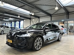 Ford Focus - EcoBoost Hybrid 155pk ST-Line X | Trekhaak | Pano | BLIS | Adapt. Cruise | Winterpack | 18