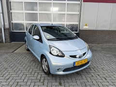 Toyota Aygo - 1.0-12V Sport