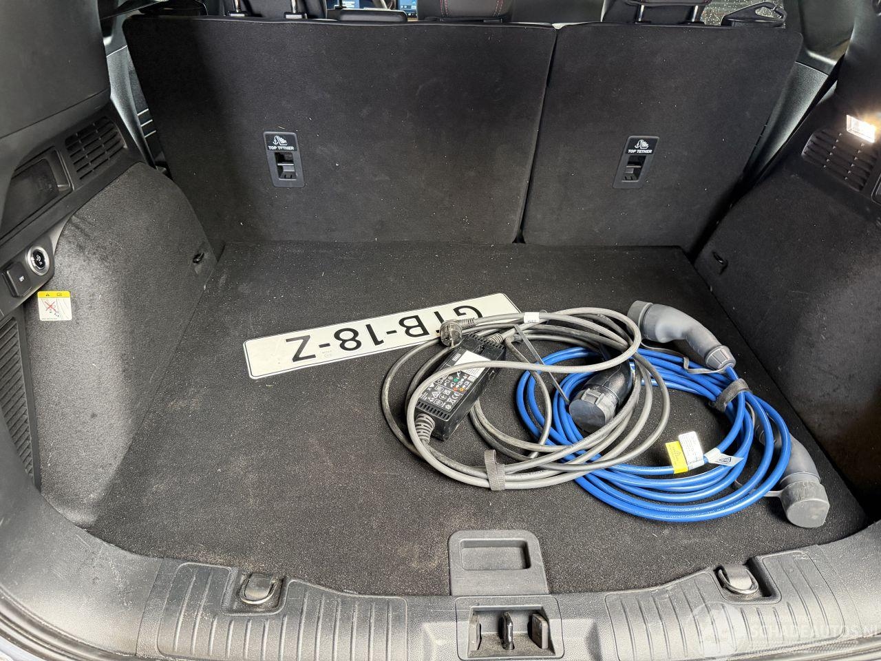 Ford Kuga - 2.5 PHEV ST-Line NAP!