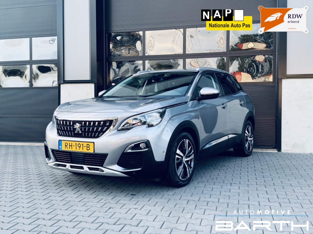 Peugeot 3008 - 1.2 Allure | NIEUWSTAAT | Dealer | Vol optie | AUTOMAAT | NAP | - AutoWereld.nl