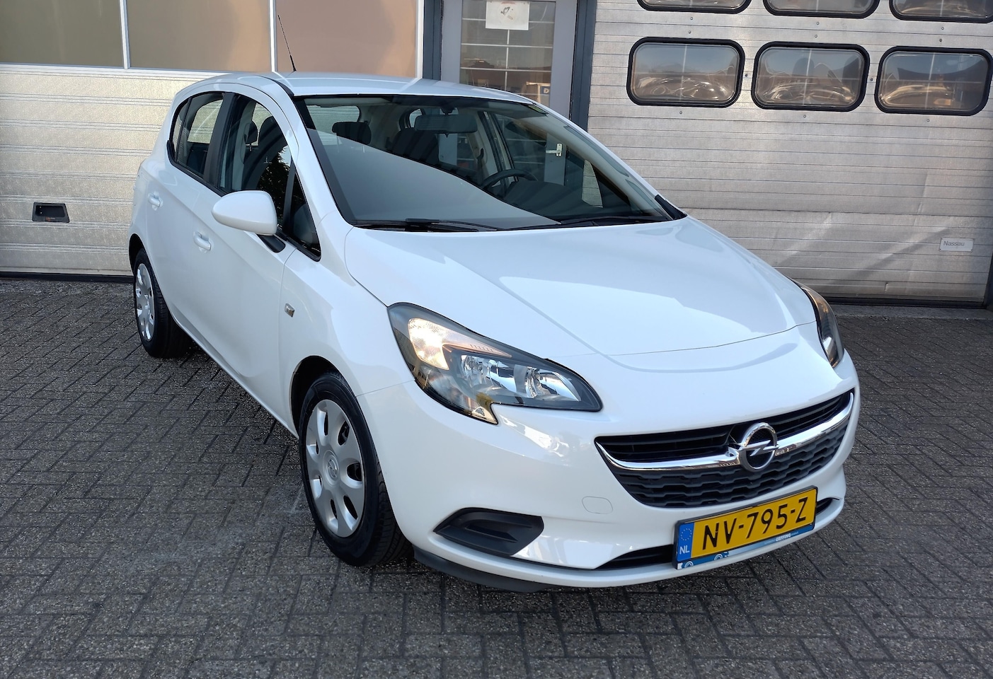 Opel Corsa - 1.4 Edition automaat - AutoWereld.nl