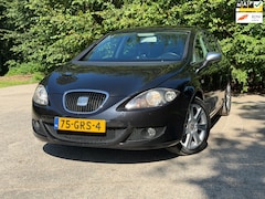 SEAT Leon - 1.4 TSI Streetstyle | Airco + Cruise control Nu € 2.950,