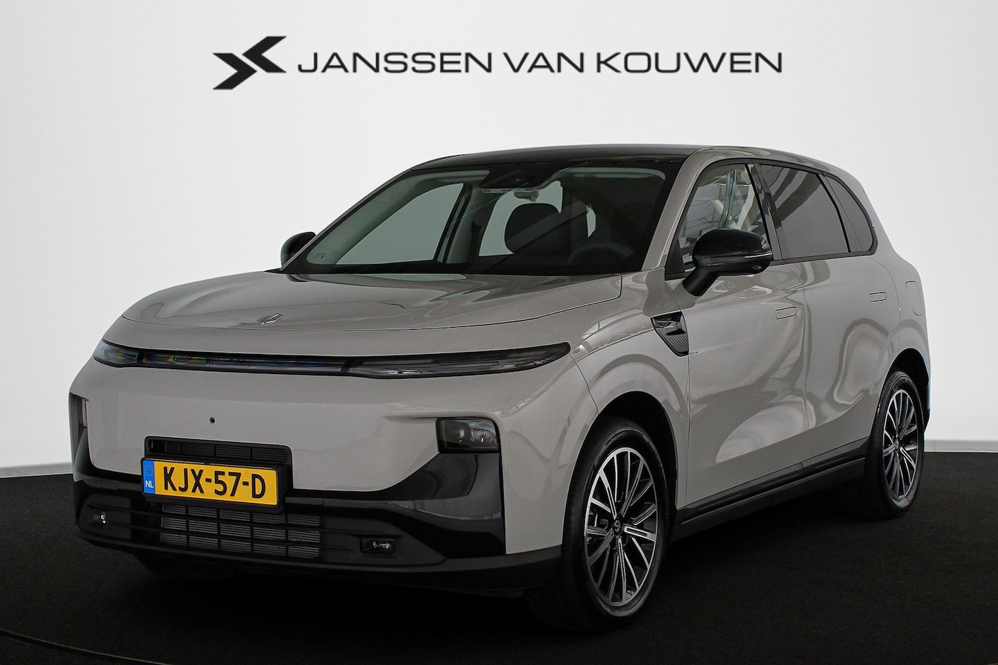 Leapmotor B10 - Design Hybrid EV 18.8 kWh Zeer Compleet Leapmotor Almere - AutoWereld.nl