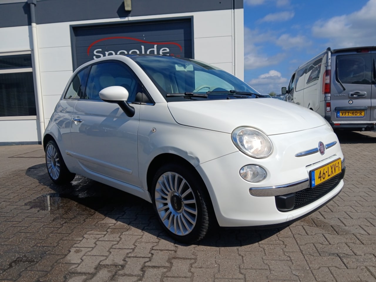 Fiat 500 - 1.2 Automaat/Pano/D. Riem vernieuwd/Dealer onderhouden - AutoWereld.nl