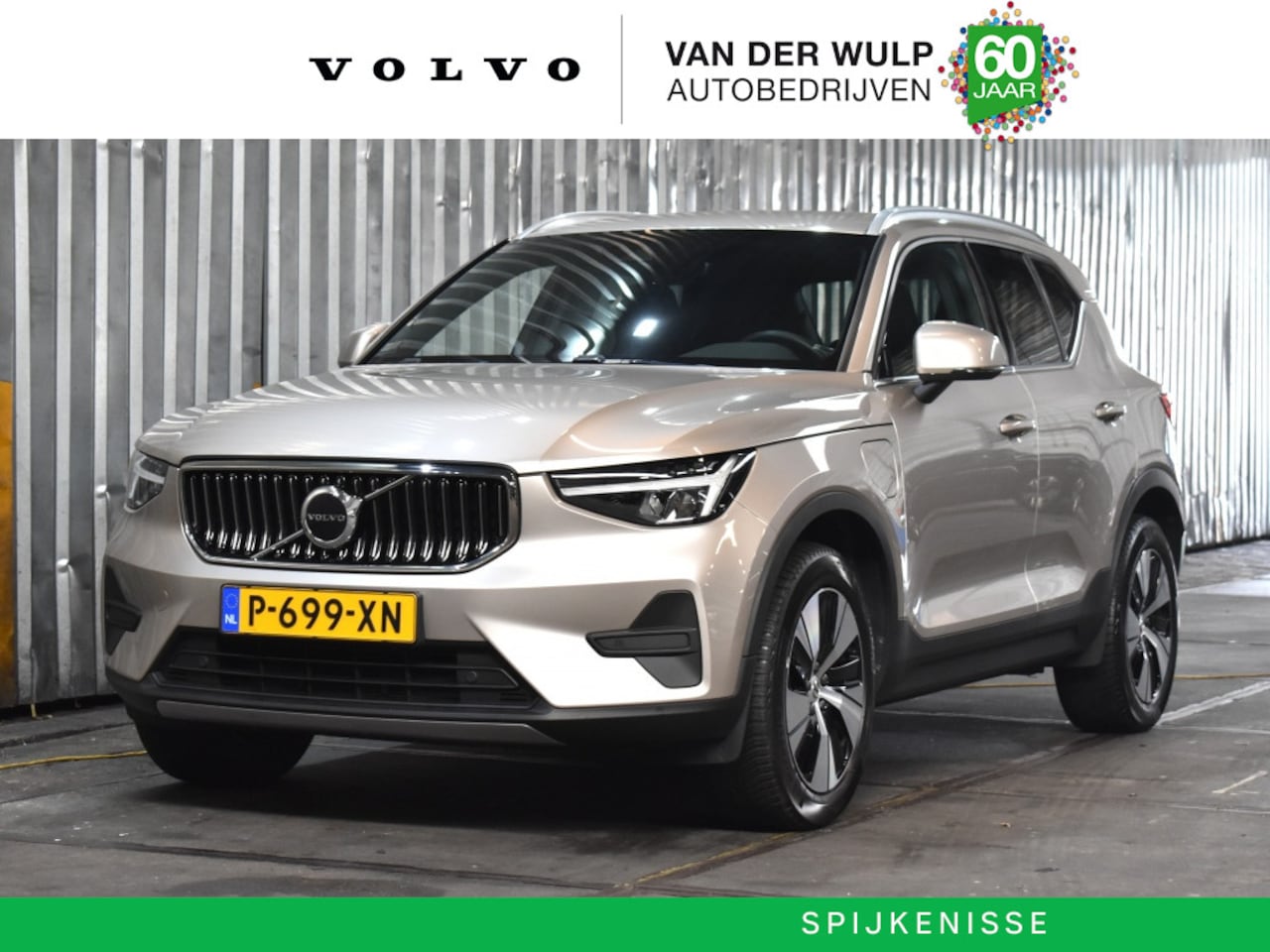 Volvo XC40 - T4 211PK [Plug-In] Plus Bright | BLIS | Trekhaak | Harman Kardon Audio | - AutoWereld.nl