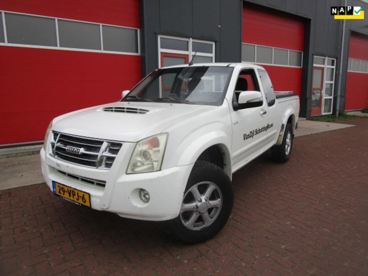 Isuzu D-Max - 3.0 Single Cab L standaard 3.0 Single Cab L standaard ,Automaat - AutoWereld.nl