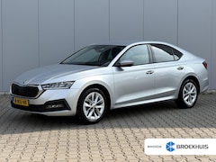 Skoda Octavia - 1.5 e-TSI Sport Business / All-season banden / Trekhaak 1300 kg geremd / Apple Carplay/And