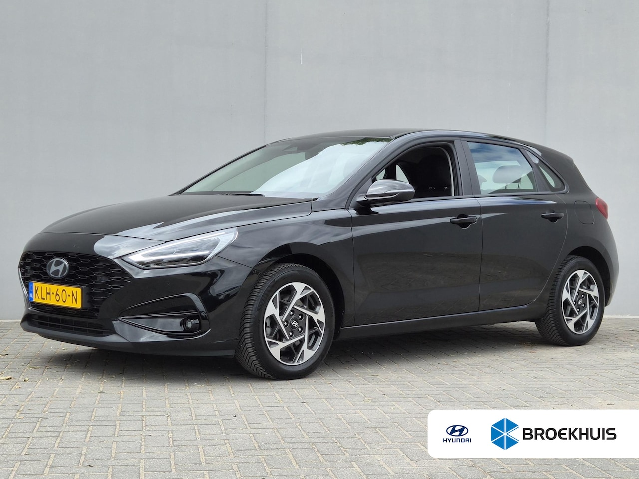Hyundai i30 - 1.0 T-GDi MHEV Comfort / Fabrieksgarantie tot 07-2029 / Dealer onderhouden / All season ba - AutoWereld.nl