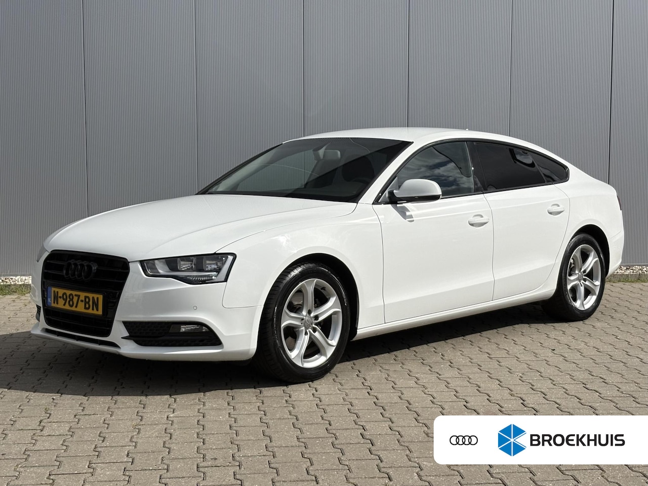 Audi A5 Sportback - 1.8 TFSI Business Edition / Trekhaak Geremd 1.500 kg / Navigatie / Cruise control / Airco - AutoWereld.nl