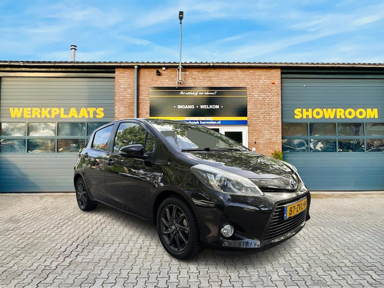 Toyota Yaris - 1.5 Hybrid Dynamic *Dealer historie*NL-Auto* - AutoWereld.nl