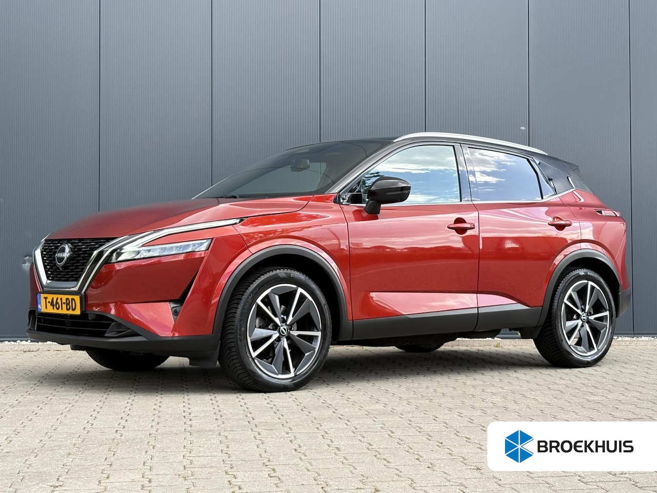 Nissan Qashqai - 1.3 MHEV Tekna / Panorama dak / Trekhaak 1400kg geremd / Apple CarPlay/Android Auto / Crui - AutoWereld.nl