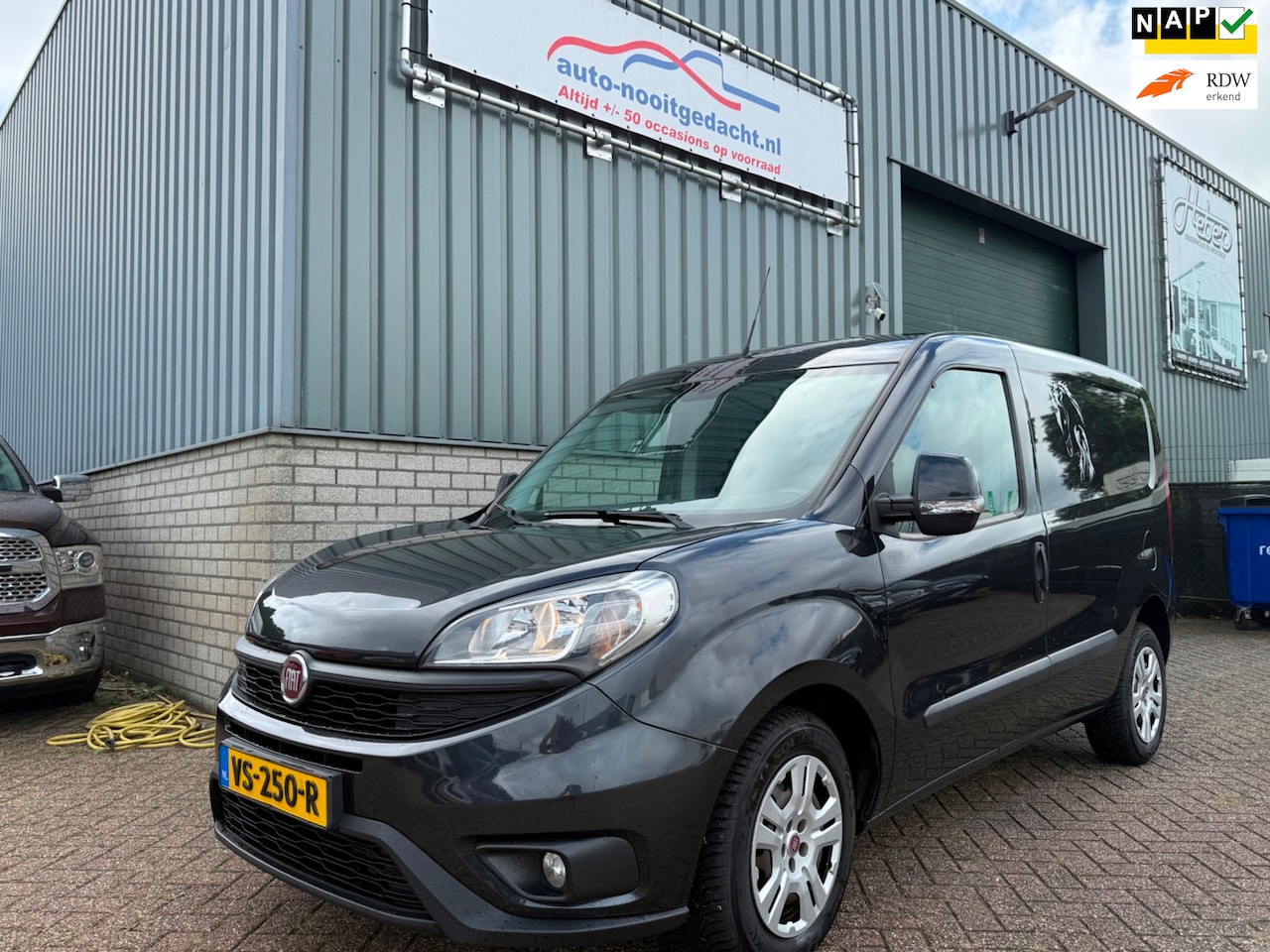 Fiat Doblò Cargo - 1.6 MJ L1H1 1.6 MJ L1H1 - AutoWereld.nl