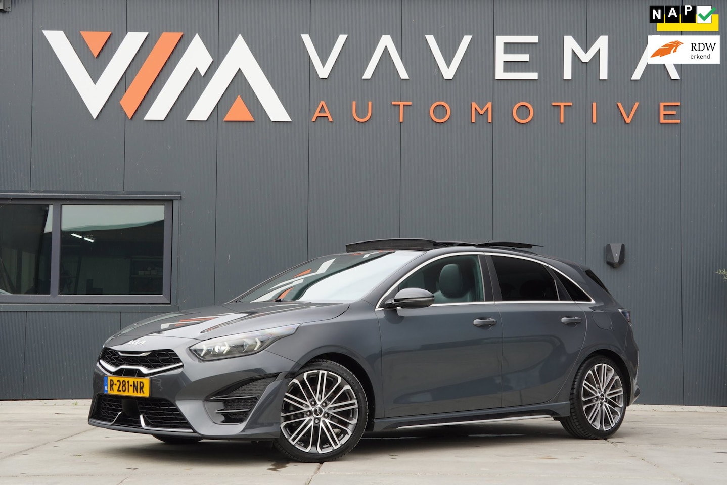 Kia Cee'd - Ceed 2022|1.5 T-GDi|160PK|GT-PlusLine|Pano|Keyless|Alcantara|JBL|Memory|Stoelverwarming|Tr - AutoWereld.nl