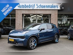 Lynk & Co 01 - 1.5 MY23 TREKHAAK ZWARTE-HEMEL ROLHOES MY23 360-CAMERA PANO/SCHUIF INFINITY DAB NAVI CARPL
