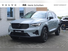 Volvo XC40 - B4 Plus Black Edition | Panoramadak | Trekhaak | Verwarmbare voorstoelen, achterbank en st