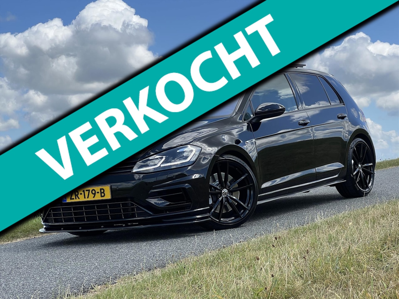 Volkswagen Golf - 7.5 2.0 TSI R 4Motion 310PK |Pano |Dynaudio |Sterrenhemel |Sfeer |Virtual Cockpit |Maxton - AutoWereld.nl