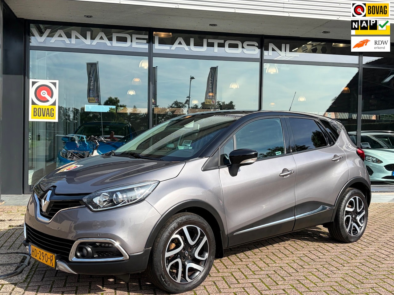 Renault Captur - 0.9 TCe Xmod 1e Eig! Leer Navi Camera Clima Cruise Trekhaak NL-Auto NAP! - AutoWereld.nl
