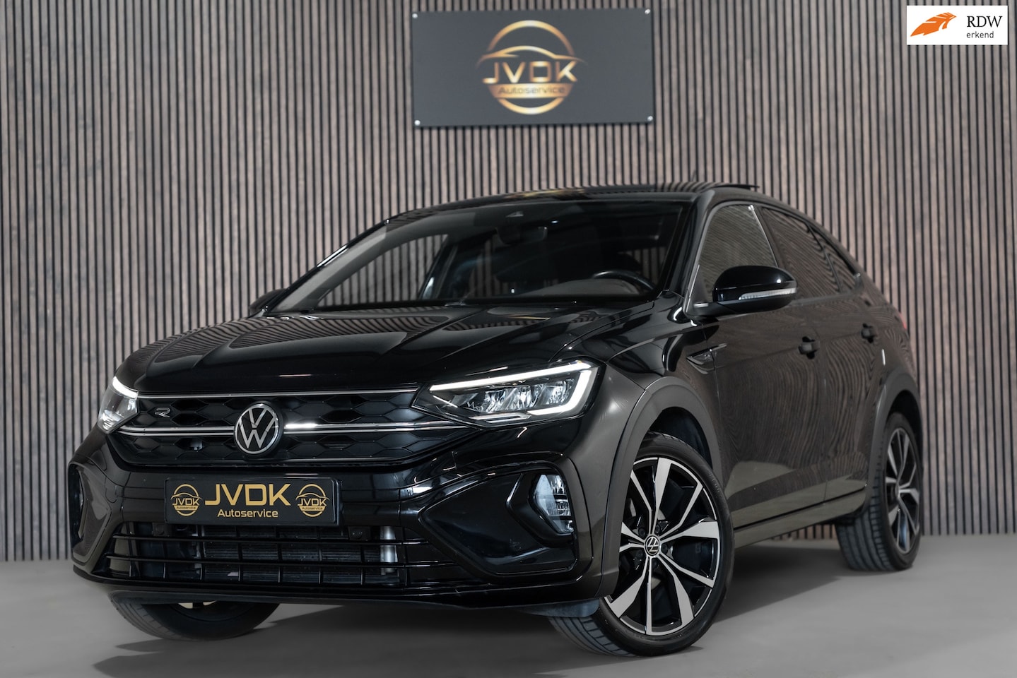 Volkswagen Taigo - 1.5 TSI R-Line DSG PANO PDC Keyless - AutoWereld.nl