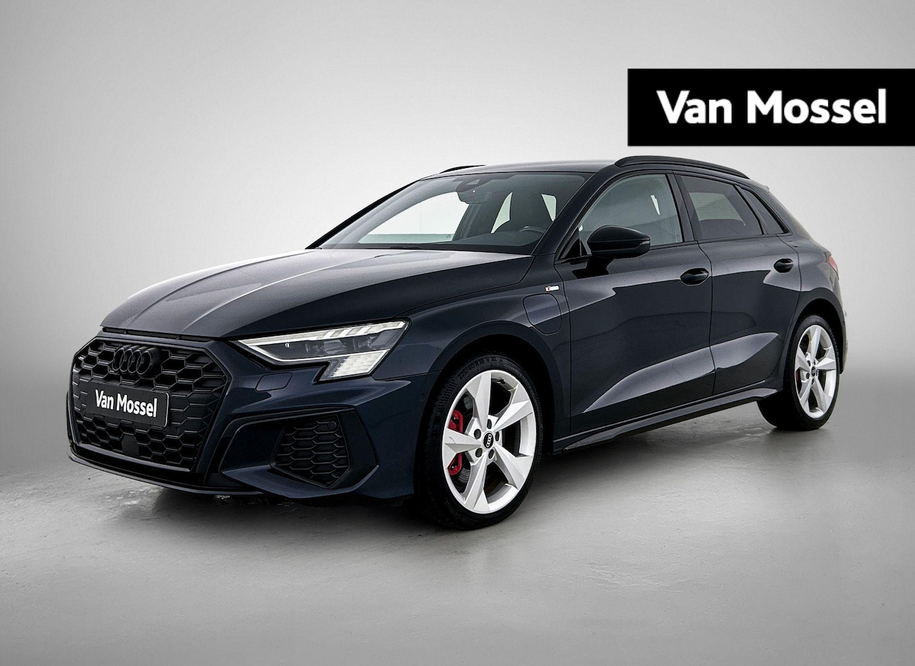 Audi A3 Sportback - 45 TFSI e S edition Competition | VERWACHT | Automaat | Apple Carplay / Android Auto | Ele - AutoWereld.nl