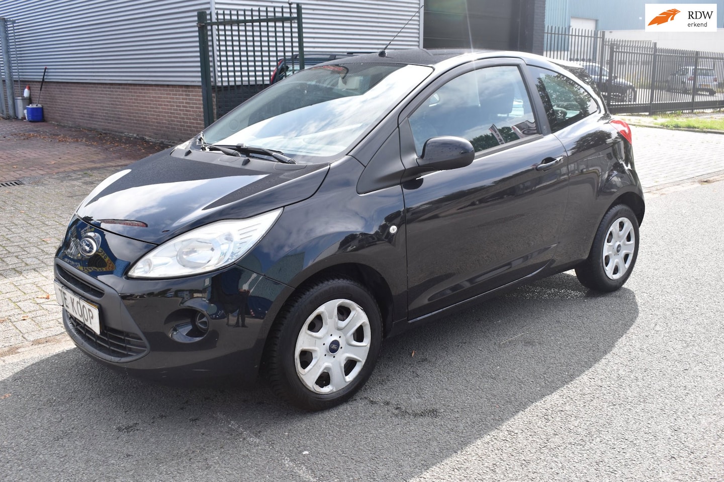 Ford Ka - 1.2 Cool & Sound start/stop NIEUWE APK WEINIG KM NAP - AutoWereld.nl