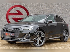 Audi Q3 - 40 TFSI S tronic quattro S Line / Trekhaak / Camera / Dode Hoek / PDC / Leder / Stoelverwa