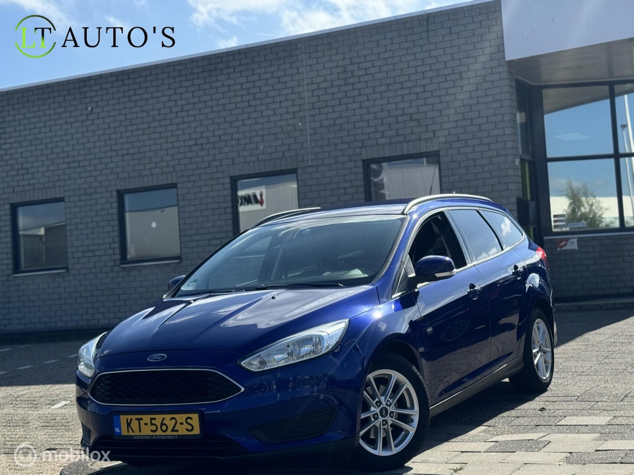 Ford Focus Wagon - 1.5 TDCI Trend Lease Edition|Carplay Cruise - AutoWereld.nl