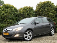 Opel Astra Sports Tourer - 1.6 Turbo * Trekhaak
