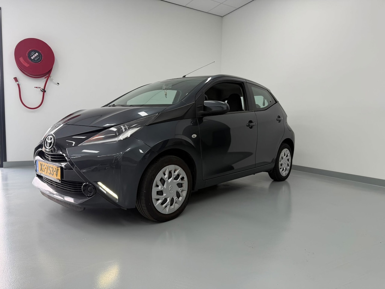 Toyota Aygo - 1.0 VVT-i x-fun 1.0 VVT-i x-fun - AutoWereld.nl